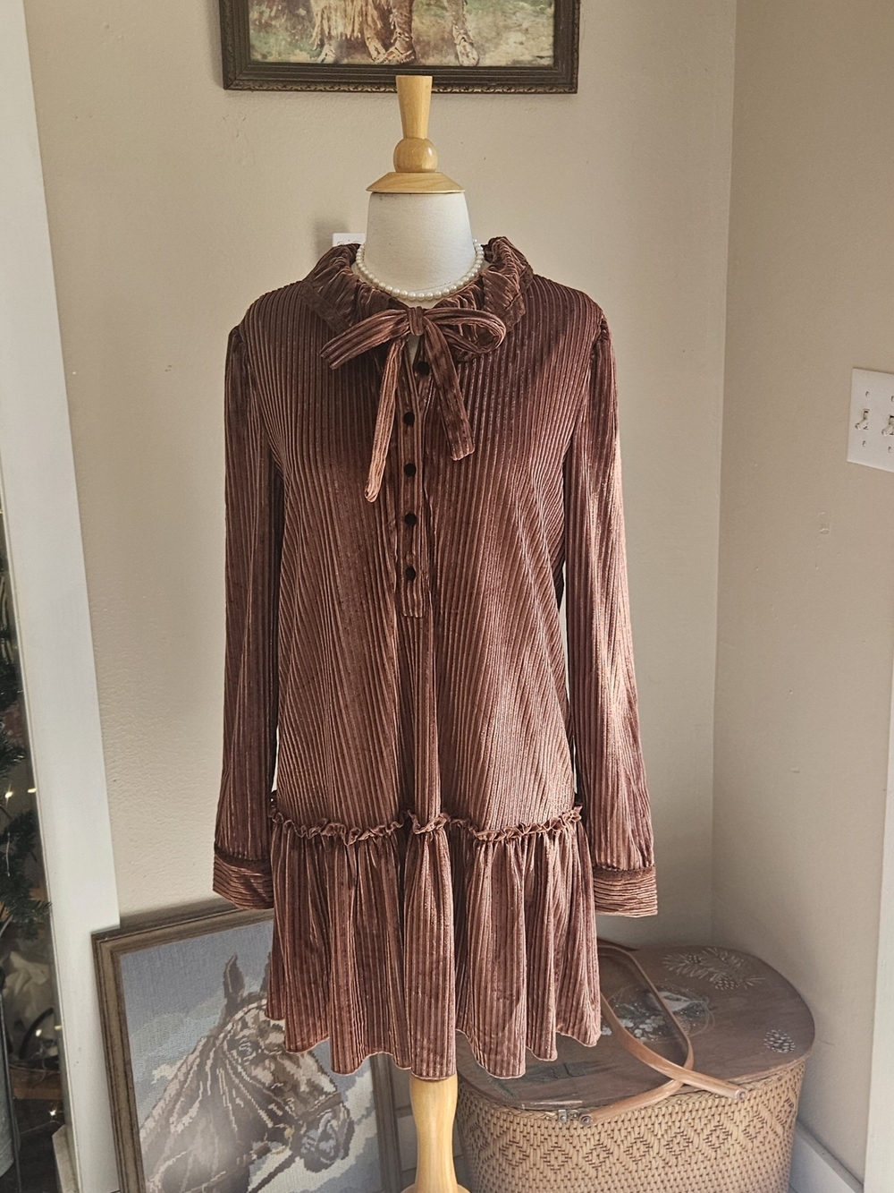 POL Velvet Ruffle-Hem Long Sleeve Dress in Rust Orange
